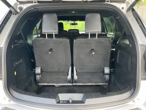 Used 2019 Ford Explorer Limited w/ Class III Trailer Tow Package AWD/4WD image 29