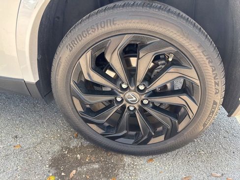 Used 2023 Lexus UX 250h FWD w/ Accessory Package (Z2) image 12