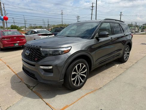 Used 2020 Ford Explorer ST w/ Premium Technology Package AWD/4WD image 6