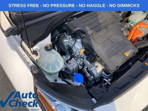 Used 2019 Hyundai Ioniq SEL image 9