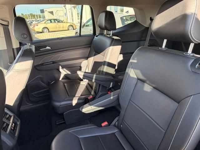Certified 2023 Volkswagen Atlas SE AWD/4WD image 10
