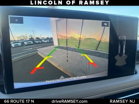 Used 2022 Lincoln Nautilus Reserve image 21