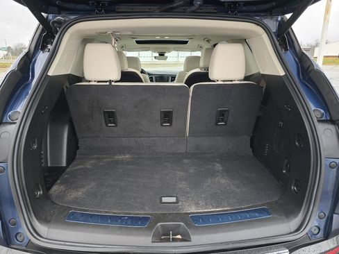 Used 2022 Buick Enclave Premium w/ Experience Buick Package image 30