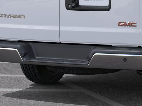 New 2026 GMC Savana 3500 Extended RWD image 14