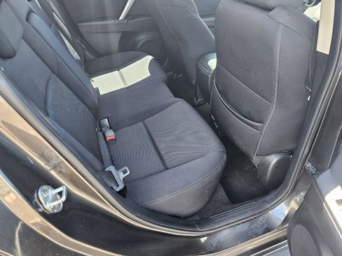 Used 2010 MAZDA MAZDA3 s Sport FWD image 16