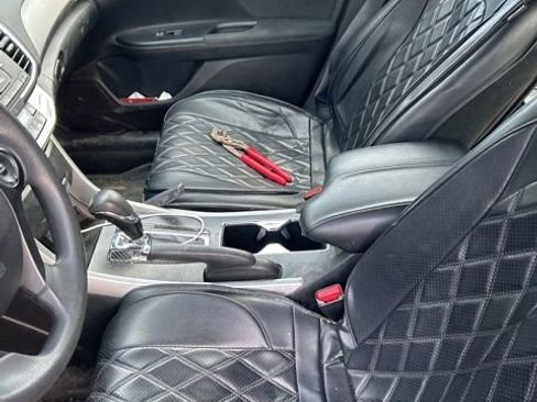 Used 2013 Honda Accord LX image 13