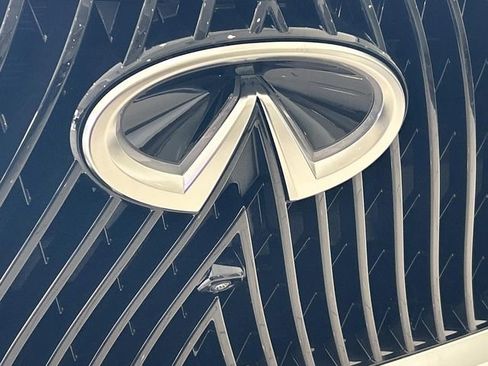 New 2026 INFINITI QX80 Luxe w/ Cargo Package AWD/4WD image 9