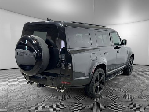 New 2026 Land Rover Defender 130 V8 image 5