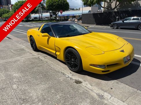 Used 2003 Chevrolet Corvette Coupe RWD image 3