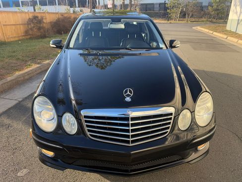 Used 2007 Mercedes-Benz E 350 4MATIC Sedan image 7