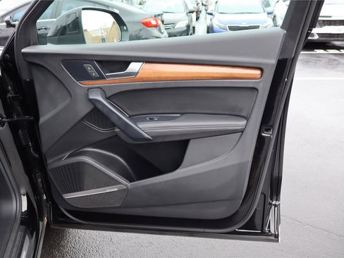 Used 2023 Audi Q5 2.0T Premium Plus w/ Premium Plus Package image 30