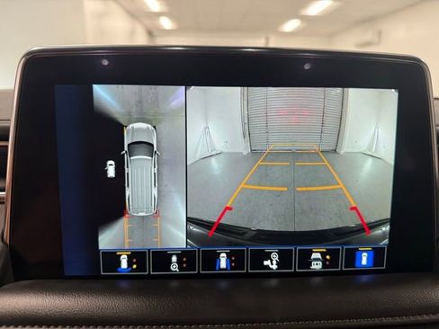 Used 2023 Chevrolet Tahoe LT w/ LT Signature Plus Package image 21