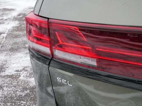 Certified 2024 Volkswagen Atlas Peak Edition SEL image 17