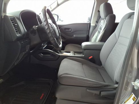 Used 2022 Nissan Frontier S w/ Technology Package image 3