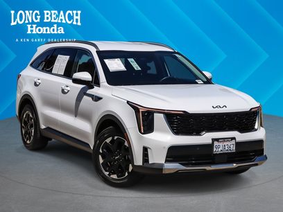 Used 2025 Kia Sorento S