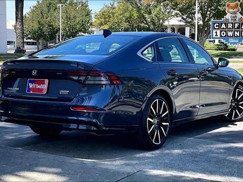 Used 2025 Honda Accord Touring image 13