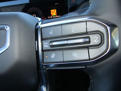 New 2026 GMC Yukon XL Elevation w/ Elevation Premium Package image 39