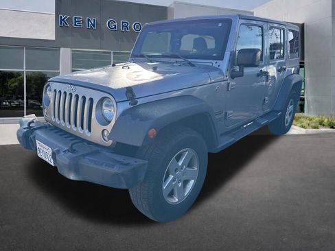 Used 2018 Jeep Wrangler Unlimited Sport S image 15