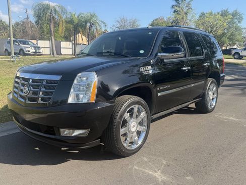 Used 2009 Cadillac Escalade AWD image 1