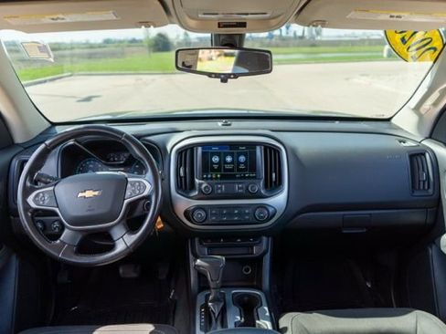 Used 2020 Chevrolet Colorado LT AWD/4WD image 15