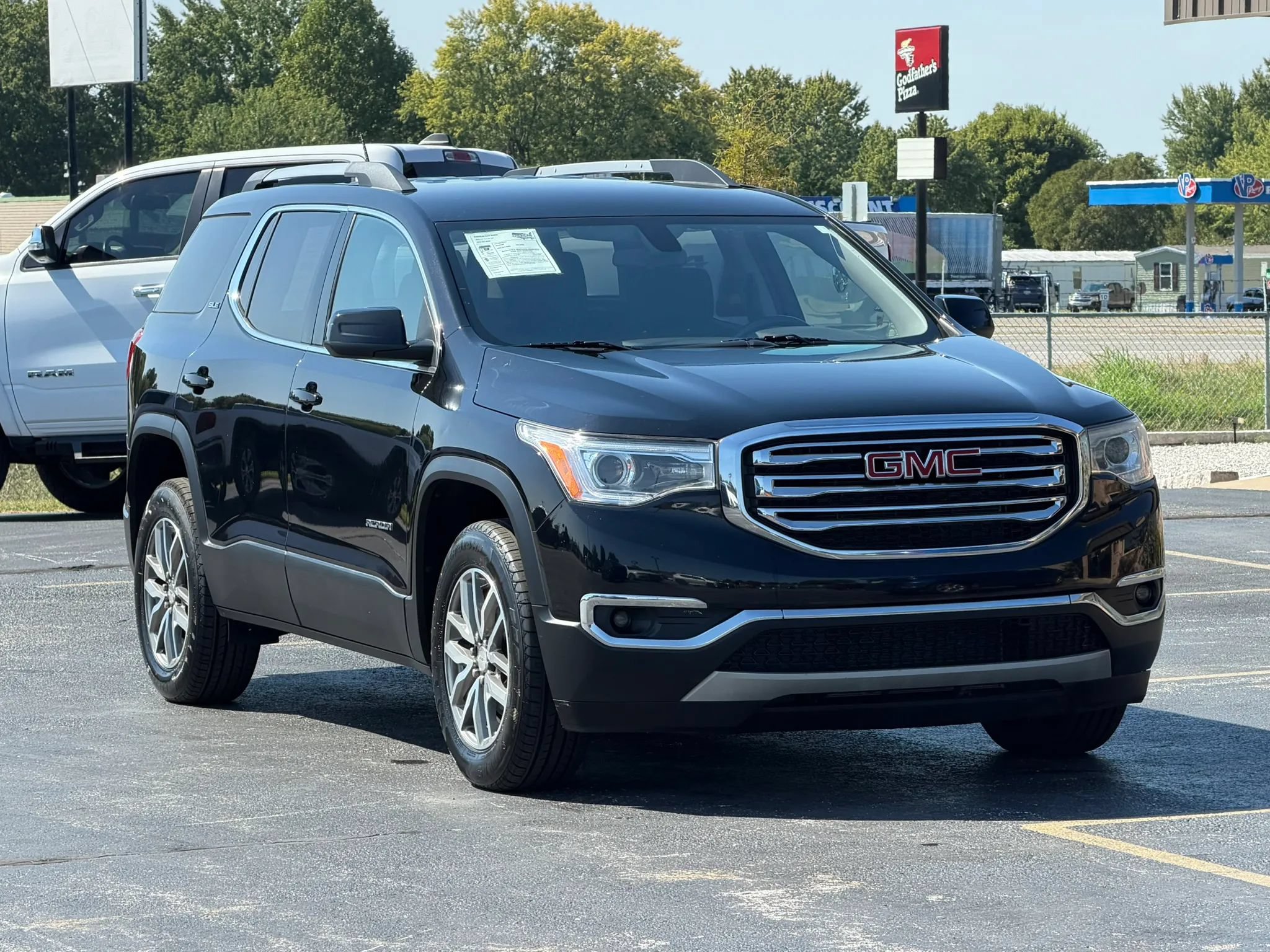 Used 2019 GMC Acadia SLE FWD image 52