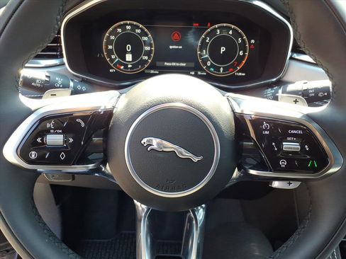 New 2026 Jaguar F-PACE R-Dynamic S image 11