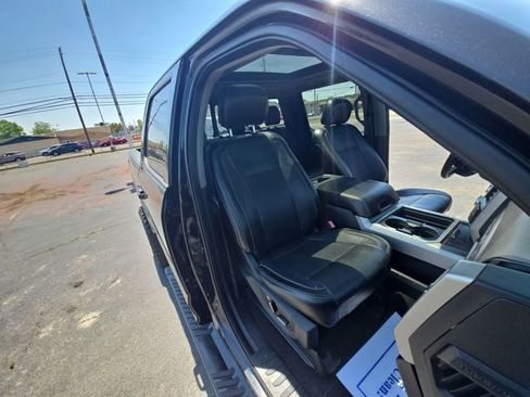Used 2019 Ford F250 Lariat w/ Lariat Ultimate Package AWD/4WD image 25