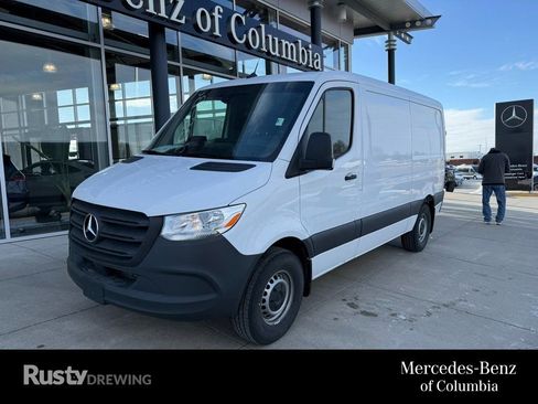 New 2025 Mercedes-Benz Sprinter 2500 image 1