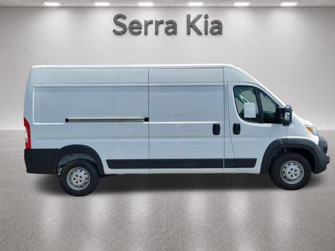 Used 2023 RAM ProMaster 2500 FWD image 6