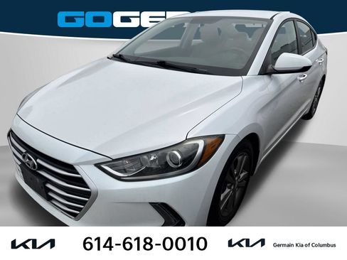 Used 2017 Hyundai Elantra SE w/ SE A/T Tech Package 03 FWD image 1