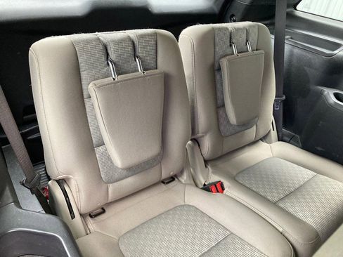 Used 2012 Ford Explorer XLT image 17