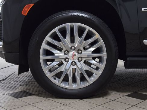 Used 2024 GMC Yukon Denali image 30