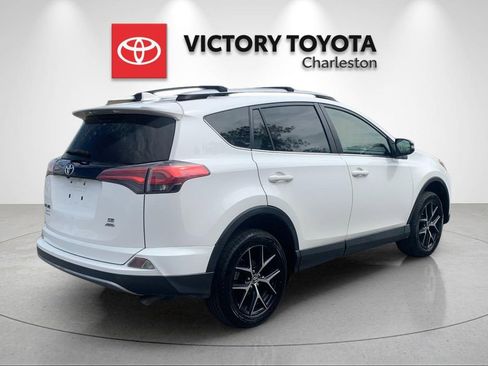 Used 2017 Toyota RAV4 SE w/ Power Extra Value Package AWD/4WD image 7