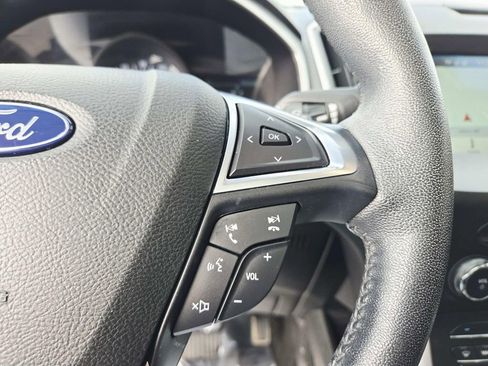 Used 2018 Ford Edge SEL w/ Equipment Group 201A image 21