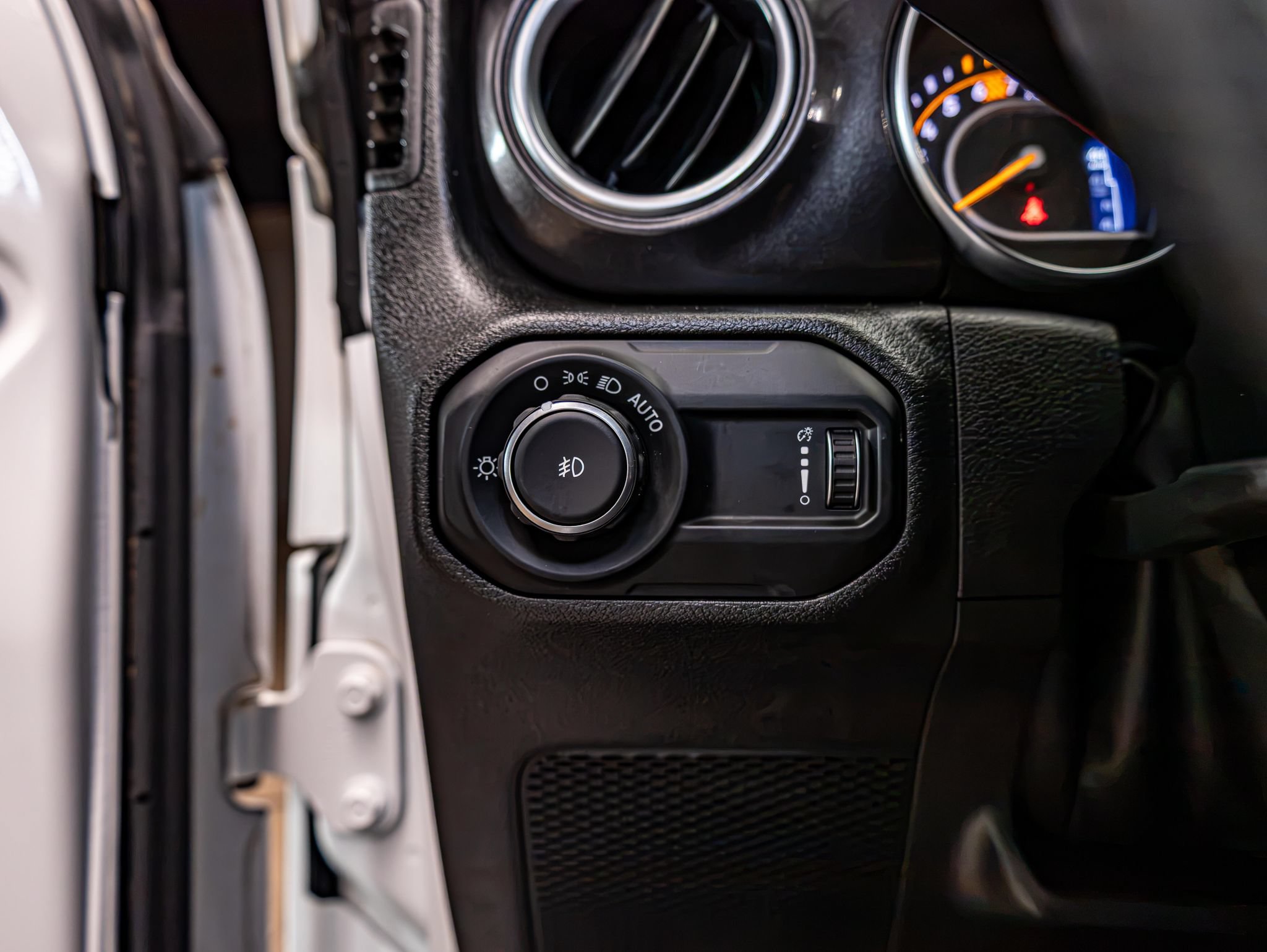 Used 2023 Jeep Wrangler Unlimited Rubicon 392 AWD/4WD image 17