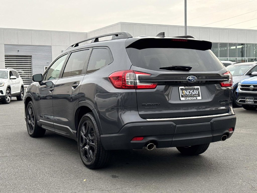 Used 2023 Subaru Ascent Onyx Edition AWD/4WD image 5