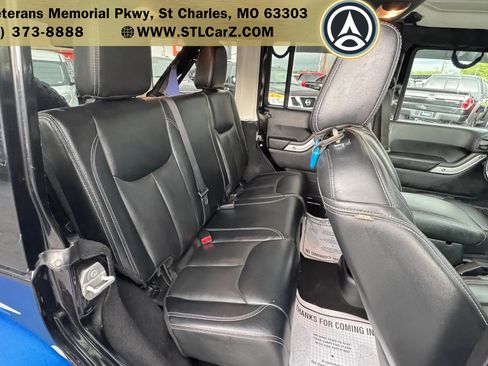 Used 2016 Jeep Wrangler Unlimited Rubicon AWD/4WD image 19