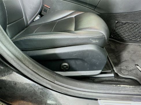 Used 2020 Mercedes-Benz C 300 4MATIC Sedan w/ AMG Line image 24