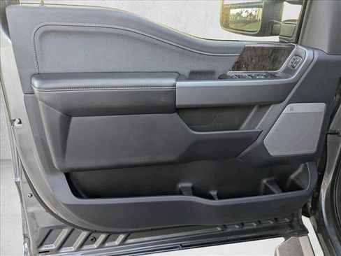 Used 2025 Ford F250 Lariat w/ Lariat Ultimate Package image 12