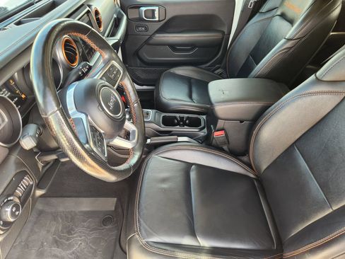 Used 2021 Jeep Gladiator Mojave AWD/4WD image 13