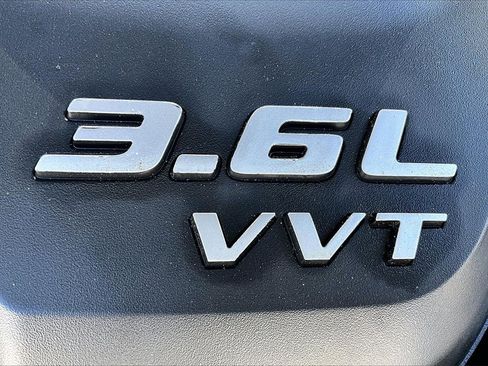 Used 2022 Dodge Charger SXT w/ Blacktop Package image 35