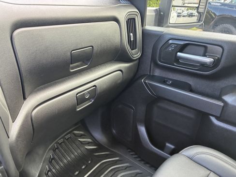 Used 2024 GMC Sierra 3500 Pro w/ Convenience Package AWD/4WD image 32