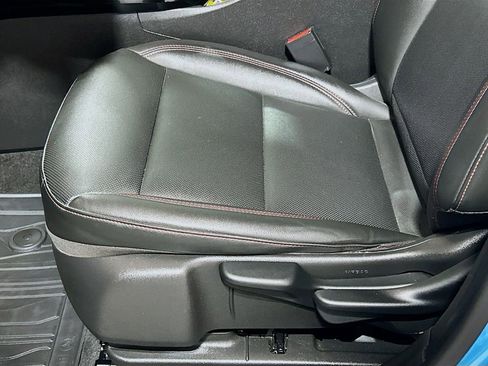 Used 2025 Chevrolet Trax RS w/ Driver Confidence Package image 16