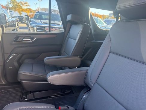 New 2026 GMC Yukon Denali w/ Denali Reserve Package image 27