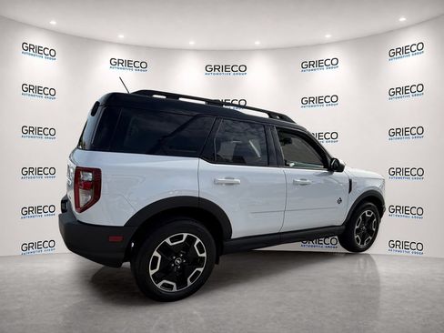 Certified 2022 Ford Bronco Sport Outer Banks AWD/4WD image 7
