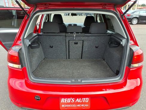 Used 2011 Volkswagen Golf TDI image 12