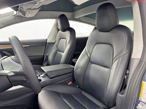 Used 2022 Tesla Model 3 Long Range image 37