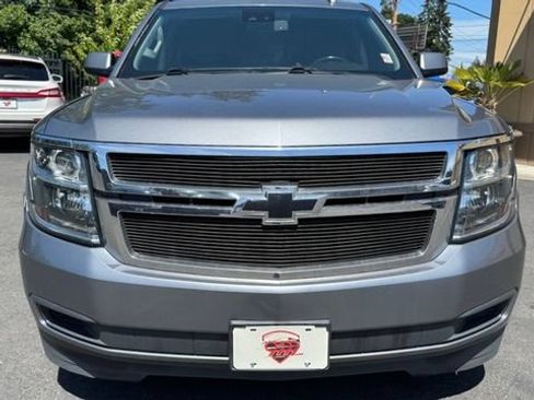 Used 2019 Chevrolet Tahoe LT RWD image 2