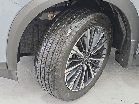 New 2026 Nissan Pathfinder Platinum image 34