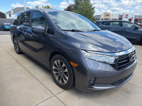 Used 2023 Honda Odyssey EX-L image 5